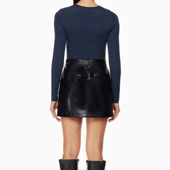 USED BABATON - ARITZIA Shapelace Crew Longsleeve Bodysuit - Picture 5 of 16